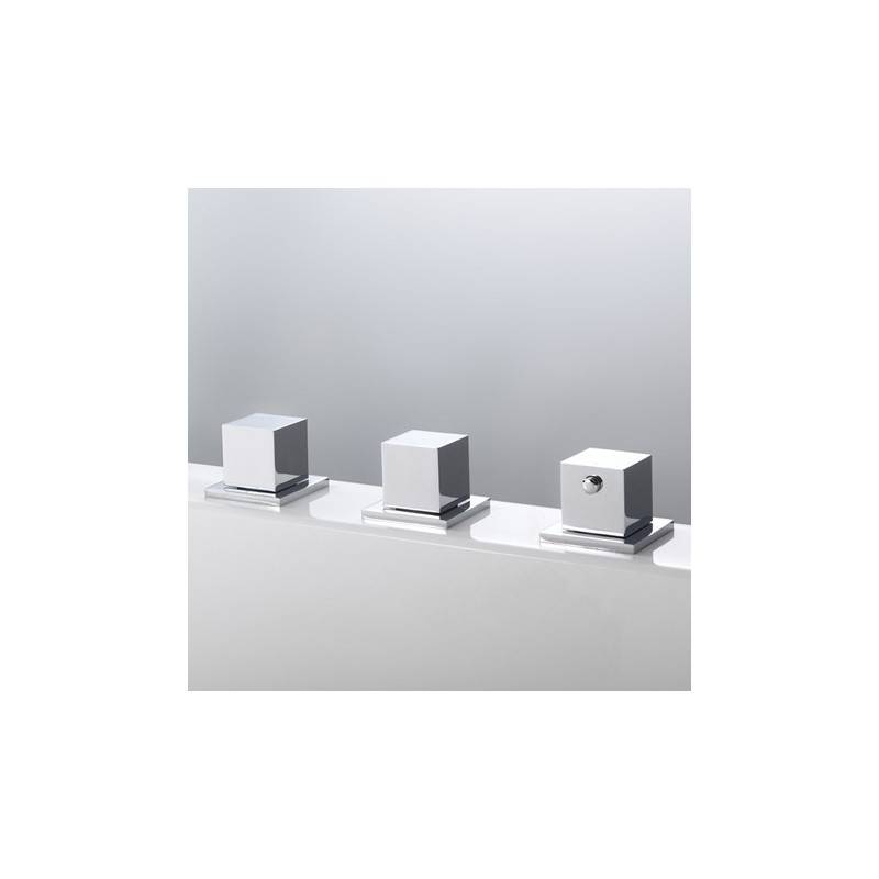 Robinetterie triple carrée balnéo IDYNAMIC / IPOWER