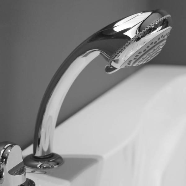 Douchette multifonctions rétractable