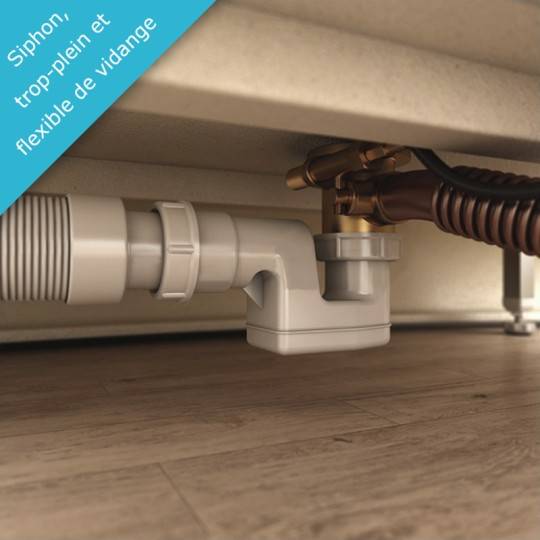 Siphon plat et flexible 40mm fournis pour un raccordement facile