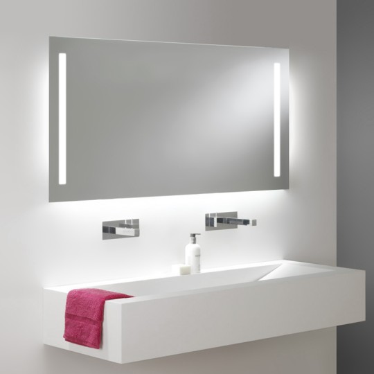 Miroir salle de bain VISIO 100x75 cm avec rétroéclairage LED et prises électriques